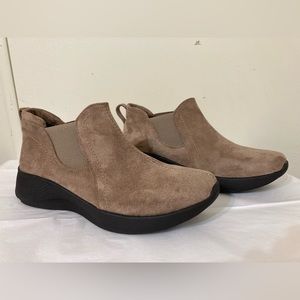 NEW, Earth origins Women’s booties